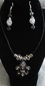 Handmade necklace and earrings set